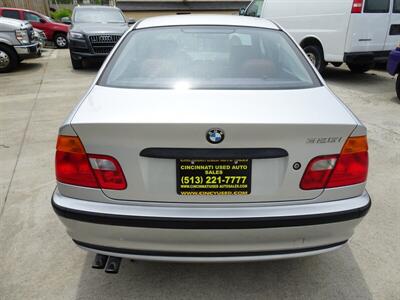 2001 BMW 3 Series 325i   - Photo 9 - Cincinnati, OH 45255