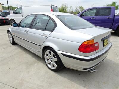 2001 BMW 3 Series 325i   - Photo 14 - Cincinnati, OH 45255