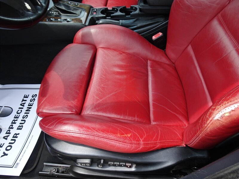 2001 BMW 3 Series 325i   - Photo 29 - Cincinnati, OH 45255