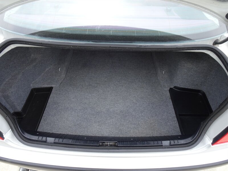 2001 BMW 3 Series 325i   - Photo 45 - Cincinnati, OH 45255