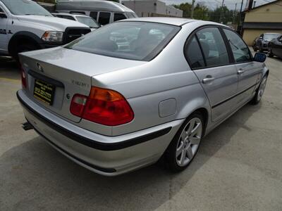 2001 BMW 3 Series 325i   - Photo 22 - Cincinnati, OH 45255