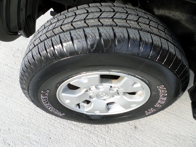 2005 Toyota Tacoma PreRunner - Photo 29 - Cincinnati, OH 45255