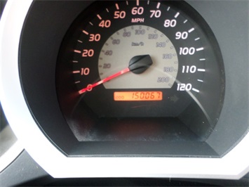 2005 Toyota Tacoma PreRunner   - Photo 19 - Cincinnati, OH 45255