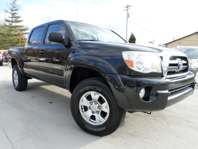 2005 Toyota Tacoma PreRunner - Photo 10 - Cincinnati, OH 45255