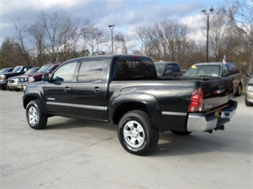 2005 Toyota Tacoma PreRunner   - Photo 4 - Cincinnati, OH 45255