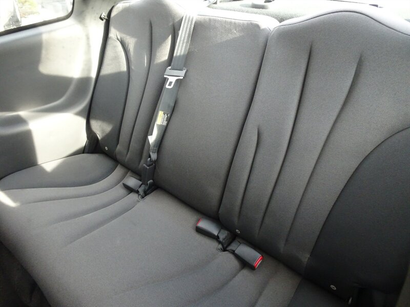 2004 Pontiac Sunfire I4 DOHC - Photo 12 - Cincinnati, OH 45255