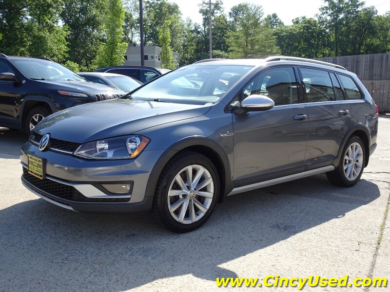 2017 Volkswagen Golf Alltrack TSI S 4Motion   - Photo 3 - Cincinnati, OH 45255