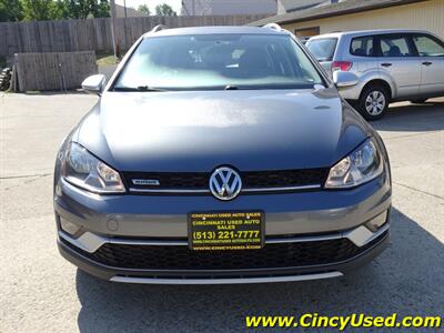2017 Volkswagen Golf Alltrack TSI S 4Motion   - Photo 2 - Cincinnati, OH 45255