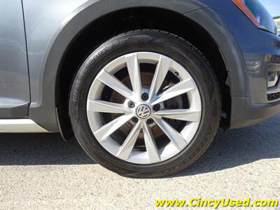 2017 Volkswagen Golf Alltrack TSI S 4Motion   - Photo 28 - Cincinnati, OH 45255