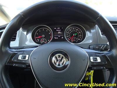 2017 Volkswagen Golf Alltrack TSI S 4Motion   - Photo 18 - Cincinnati, OH 45255
