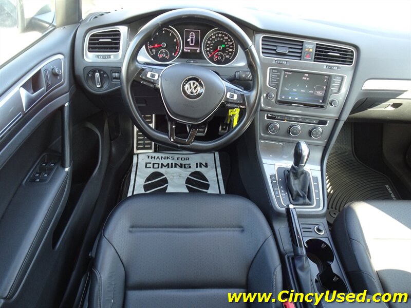 2017 Volkswagen Golf Alltrack TSI S 4Motion   - Photo 10 - Cincinnati, OH 45255