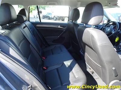 2017 Volkswagen Golf Alltrack TSI S 4Motion   - Photo 13 - Cincinnati, OH 45255