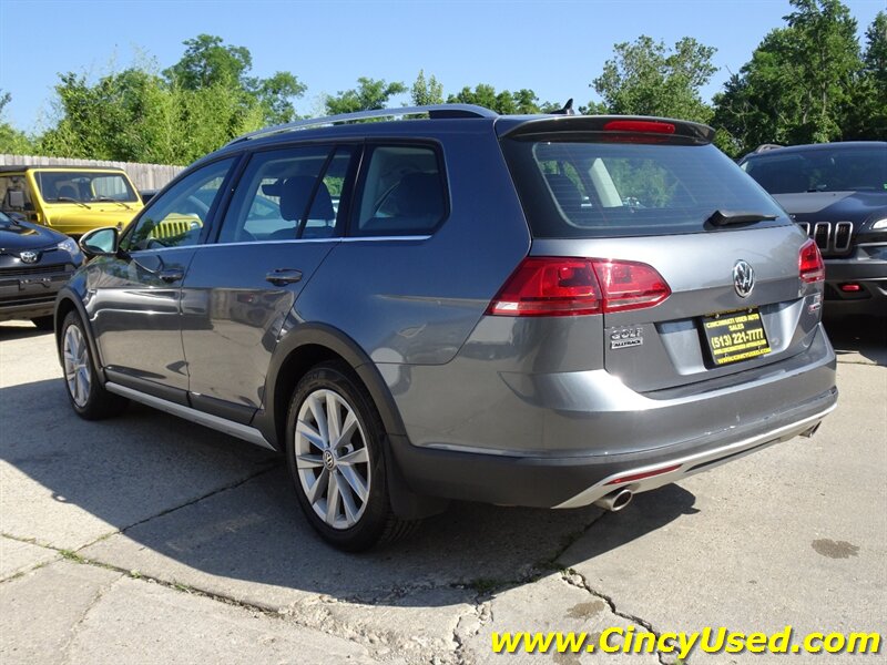 2017 Volkswagen Golf Alltrack TSI S 4Motion   - Photo 8 - Cincinnati, OH 45255