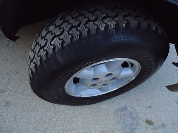 1999 Chevrolet Blazer   - Photo 28 - Cincinnati, OH 45255