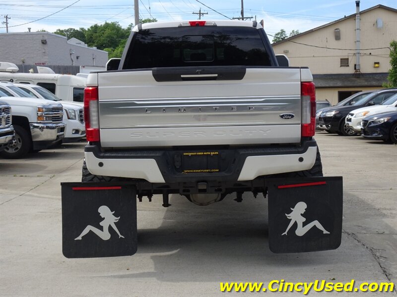 2018 Ford F-250 Limited - Photo 8 - Cincinnati, OH 45255