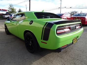 2015 Dodge Challenger R/T Scat Pack Shaker   - Photo 10 - Cincinnati, OH 45255