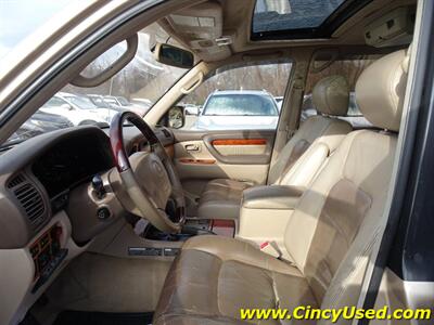 1999 Lexus LX 470   - Photo 13 - Cincinnati, OH 45255