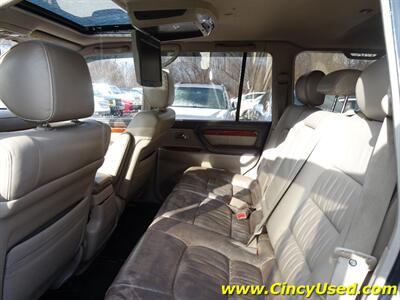 1999 Lexus LX 470   - Photo 14 - Cincinnati, OH 45255