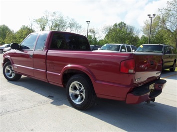 2003 Chevrolet S10 LS   - Photo 12 - Cincinnati, OH 45255