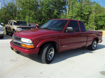 2003 Chevrolet S10 LS   - Photo 11 - Cincinnati, OH 45255