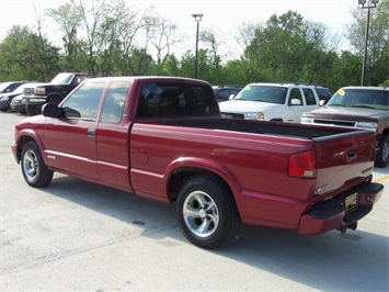 2003 Chevrolet S10 LS   - Photo 4 - Cincinnati, OH 45255