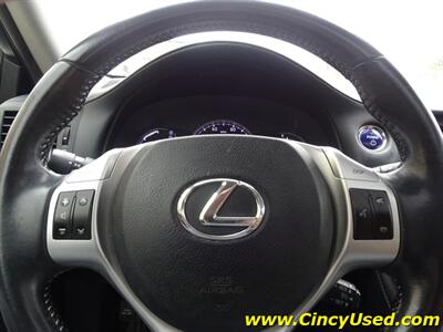 2011 Lexus CT 200h Premium   - Photo 19 - Cincinnati, OH 45255