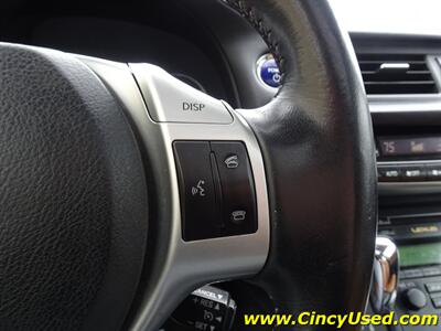 2011 Lexus CT 200h Premium   - Photo 23 - Cincinnati, OH 45255