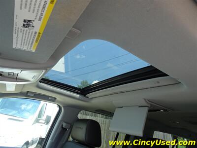 2016 GMC Yukon XL Denali   - Photo 28 - Cincinnati, OH 45255