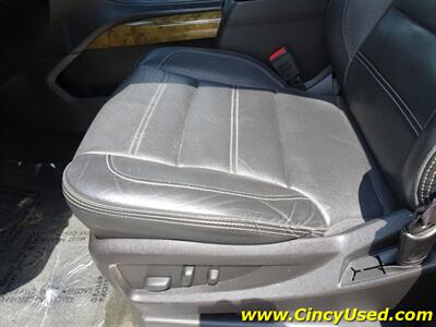 2016 GMC Yukon XL Denali   - Photo 29 - Cincinnati, OH 45255