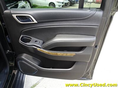 2016 GMC Yukon XL Denali   - Photo 31 - Cincinnati, OH 45255