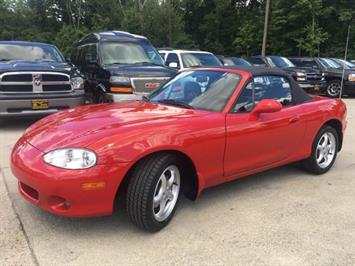 2002 Mazda MX-5 Miata LS   - Photo 11 - Cincinnati, OH 45255