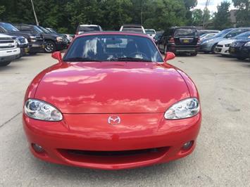 2002 Mazda MX-5 Miata LS   - Photo 2 - Cincinnati, OH 45255