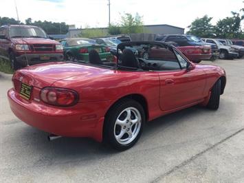 2002 Mazda MX-5 Miata LS   - Photo 16 - Cincinnati, OH 45255