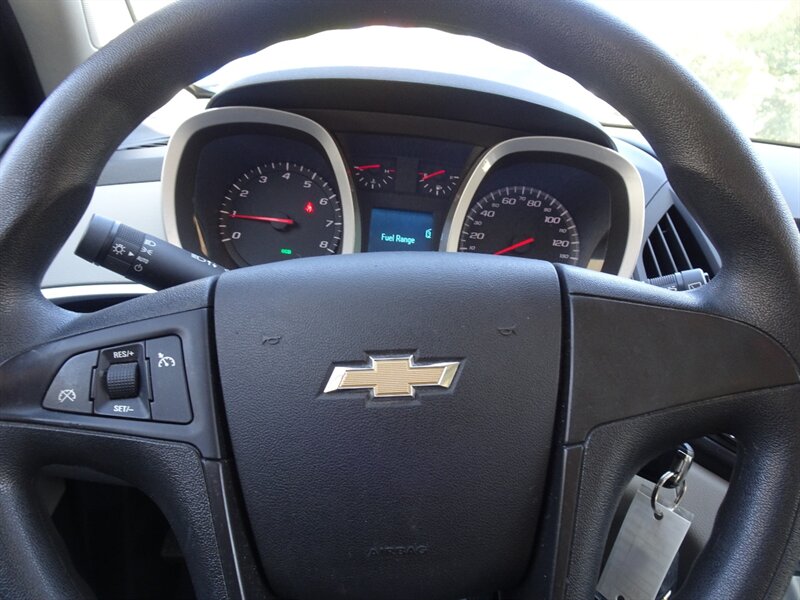 2011 Chevrolet Equinox LS 2.4L I4 AWD - Photo 18 - Cincinnati, OH 45255