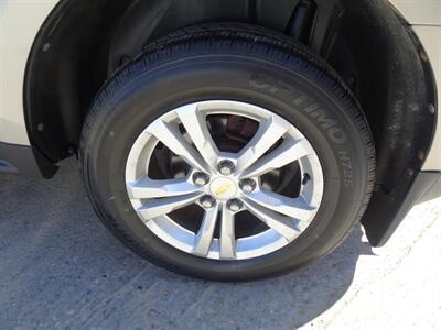 2011 Chevrolet Equinox LS 2.4L I4 AWD - Photo 25 - Cincinnati, OH 45255