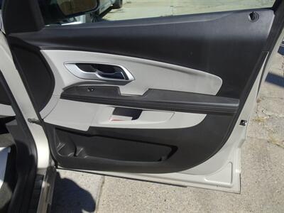 2011 Chevrolet Equinox LS 2.4L I4 AWD - Photo 24 - Cincinnati, OH 45255