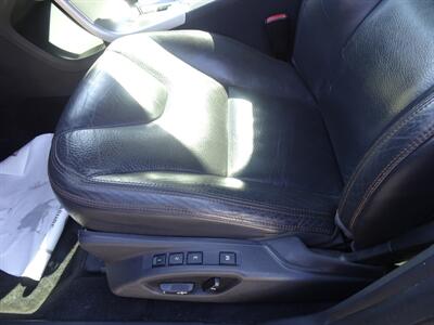 2012 Volvo XC60 T6  3.0L I6 Turbo AWD - Photo 22 - Cincinnati, OH 45255