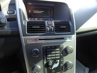 2012 Volvo XC60 T6  3.0L I6 Turbo AWD - Photo 15 - Cincinnati, OH 45255