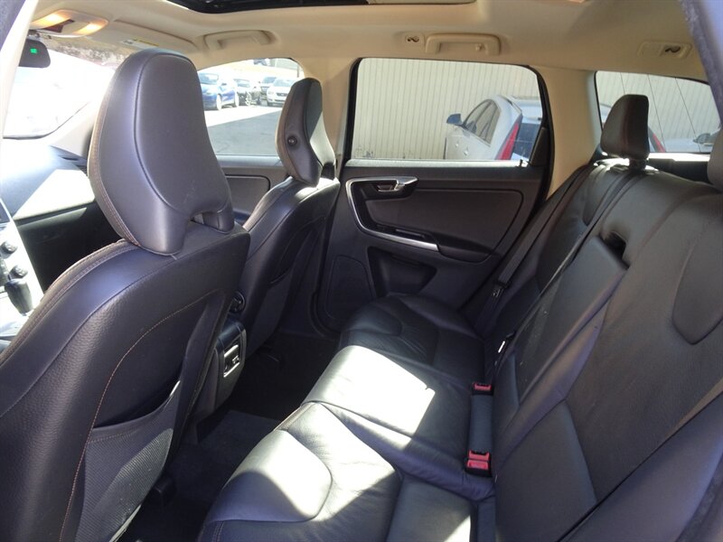 2012 Volvo XC60 T6 3.0L I6 Turbo AWD - Photo 11 - Cincinnati, OH 45255