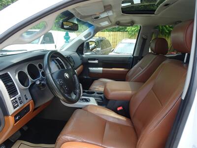 2007 Toyota Tundra Limited  5.7L V8 4X4 - Photo 10 - Cincinnati, OH 45255