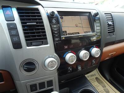 2007 Toyota Tundra Limited  5.7L V8 4X4 - Photo 17 - Cincinnati, OH 45255