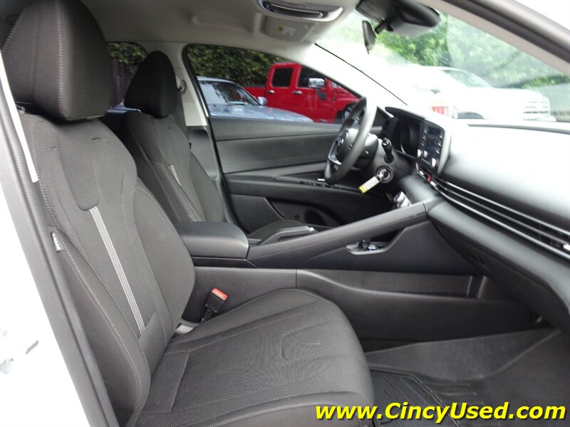 2021 Hyundai Elantra SE - Photo 17 - Cincinnati, OH 45255