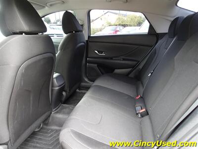 2021 Hyundai Elantra SE - Photo 14 - Cincinnati, OH 45255