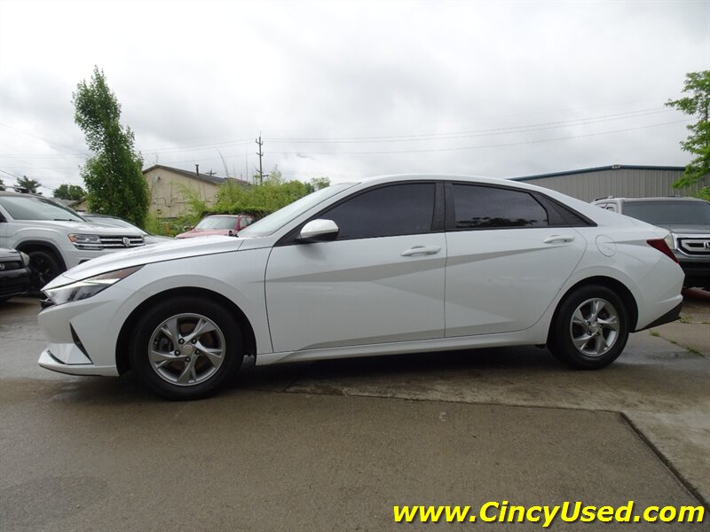 2021 Hyundai Elantra SE - Photo 9 - Cincinnati, OH 45255