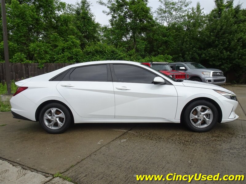 2021 Hyundai Elantra SE - Photo 5 - Cincinnati, OH 45255