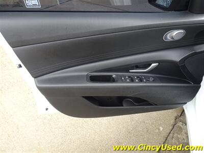 2021 Hyundai Elantra SE - Photo 29 - Cincinnati, OH 45255