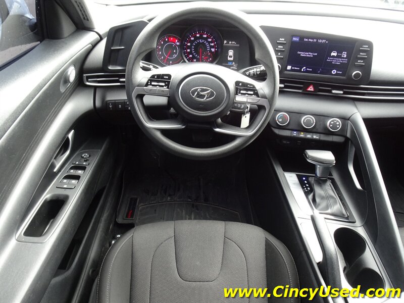 2021 Hyundai Elantra SE - Photo 10 - Cincinnati, OH 45255