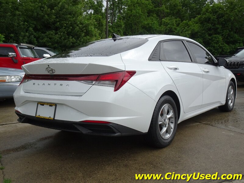 2021 Hyundai Elantra SE - Photo 6 - Cincinnati, OH 45255