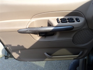 2001 Ford Explorer Sport Trac - Photo 28 - Cincinnati, OH 45255