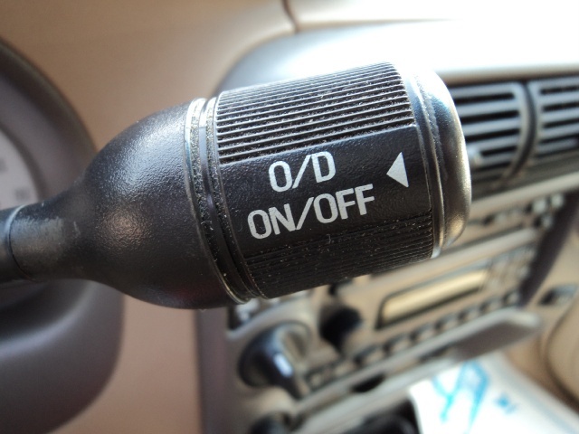 2001 Ford Explorer Sport Trac - Photo 16 - Cincinnati, OH 45255